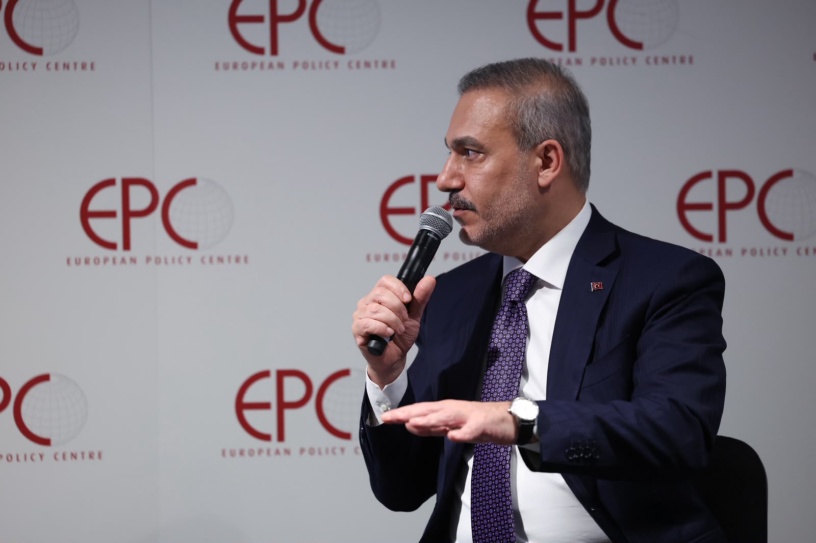 İstanbul yarın önemli bir toplantıya ev sahipliği yapacak. 7 ülkenin