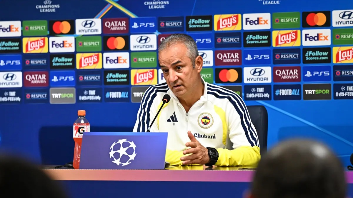 Fenerbahçe Teknik Direktörü İsmail Kartal, 2-2'lik Slavia Prag maçından sonra