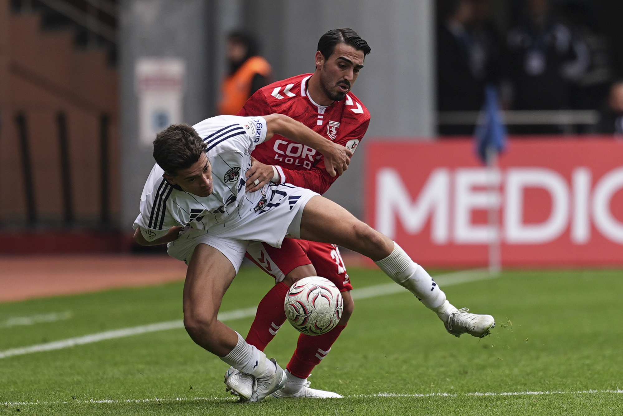 Kasımpaşa, sahasında ağırladığı Samsunspor’u 4-1 mağlup etti. Kasımpaşa puanını 13’e