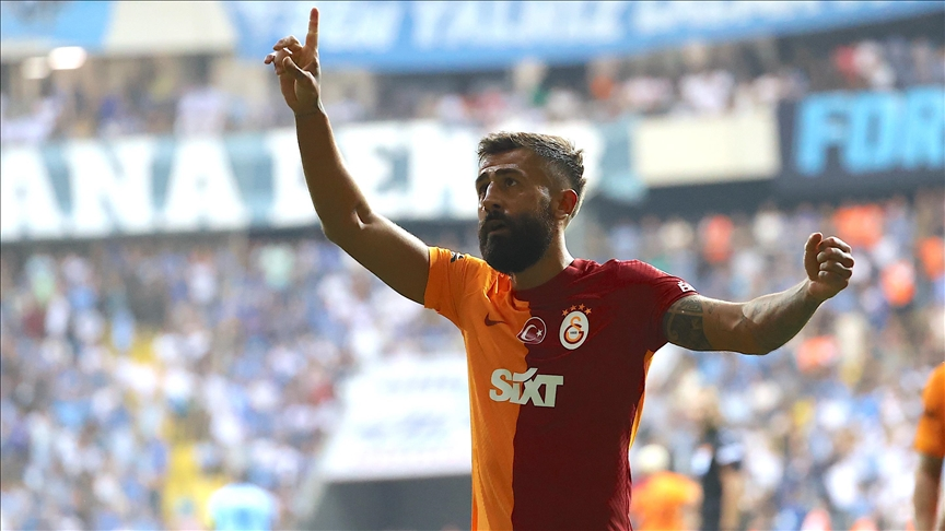 Özel bir röportajda Galatasaray'ın şampiyonlukları için "Düşündüklerimi söylesem var ya,