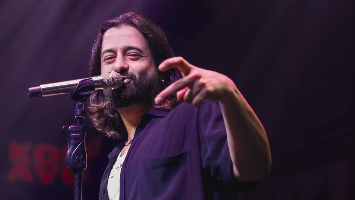 Ünlü şarkıcı Koray Avcı, şarkı söylemesinin hayatının bir parçası olduğunu