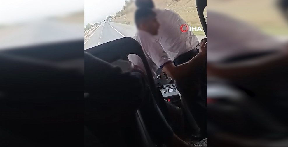 Van’dan Bursa’ya gitmekte olan bir yolcu otobüsü seyir halindeyken şoför