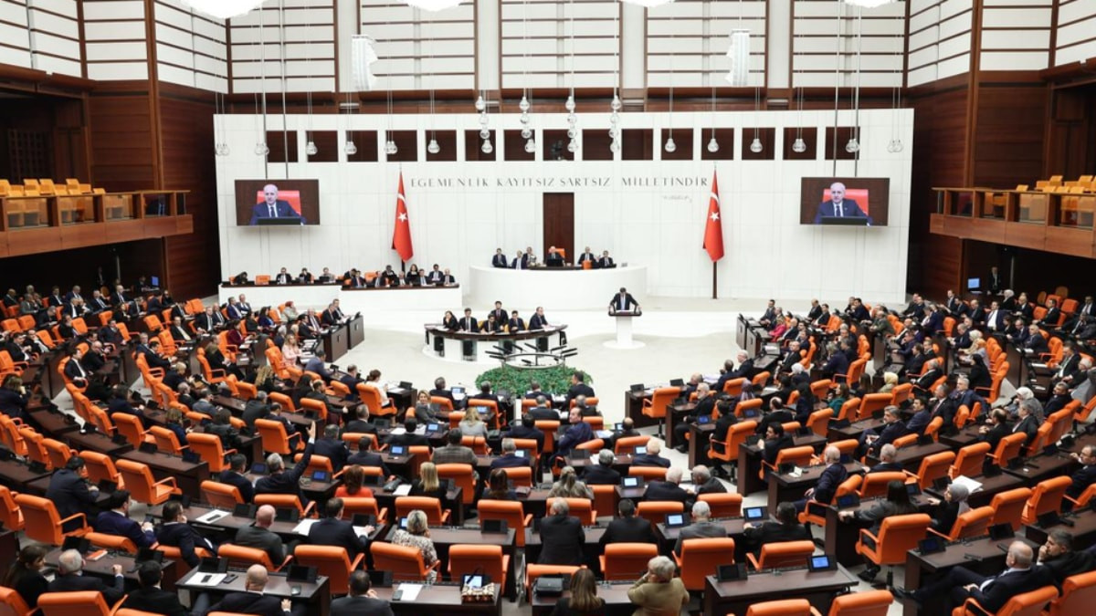 2027 Yılı Merkezi Yönetim Bütçe Kanunu Teklifi, bugün Cumhurbaşkanı Yardımcısı