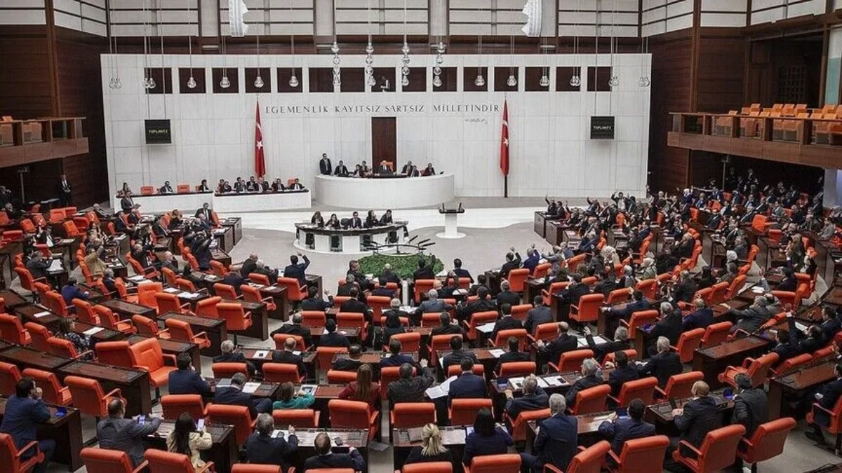 AK Parti TBMM Grup Başkanı, Terörsüz Türkiye süreciyle ilgili çıkartılan