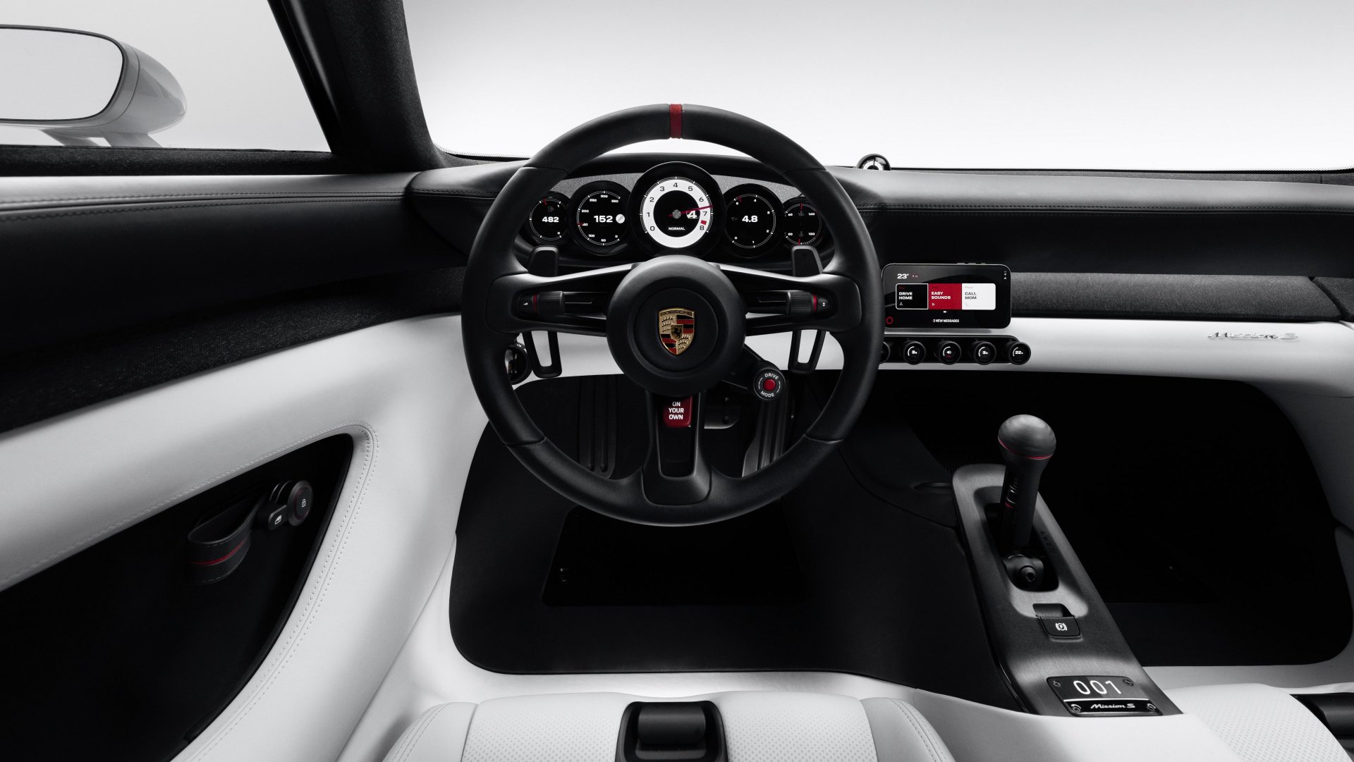 Porsche'nin 911 serisinin hemen üzerinde konumlanacak yeni süper spor modeli