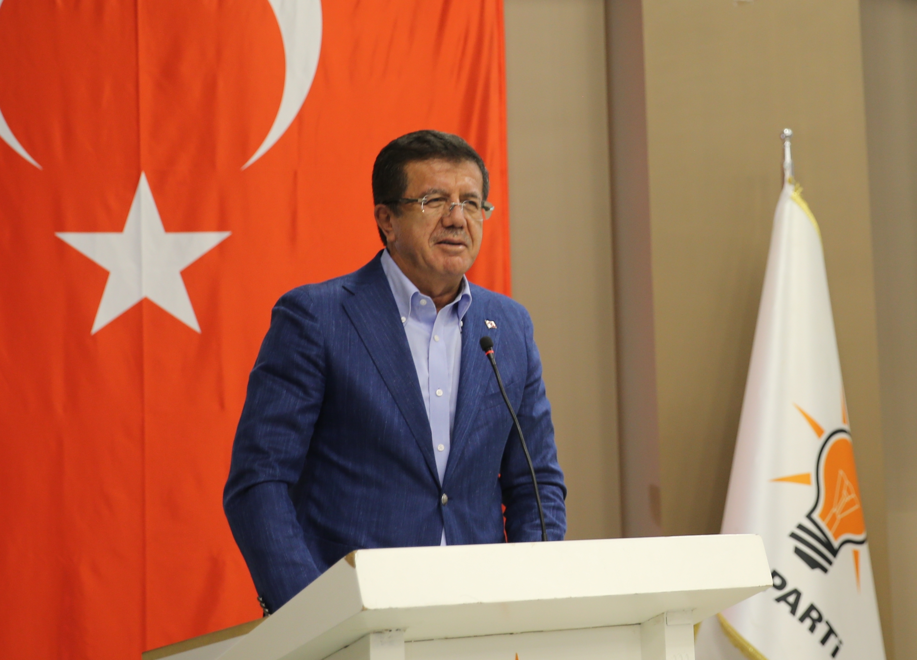AK Parti Genel Başkan Yardımcısı Nihat Zeybekci, fon soruşturmalarıyla ilgili,